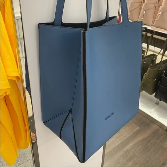 MICHAEL KORS Jordi Large LeatherTote Bag